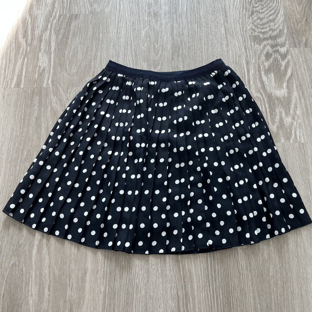 UNIQLO Navy Polka Dot Pleated Skirt in size XS